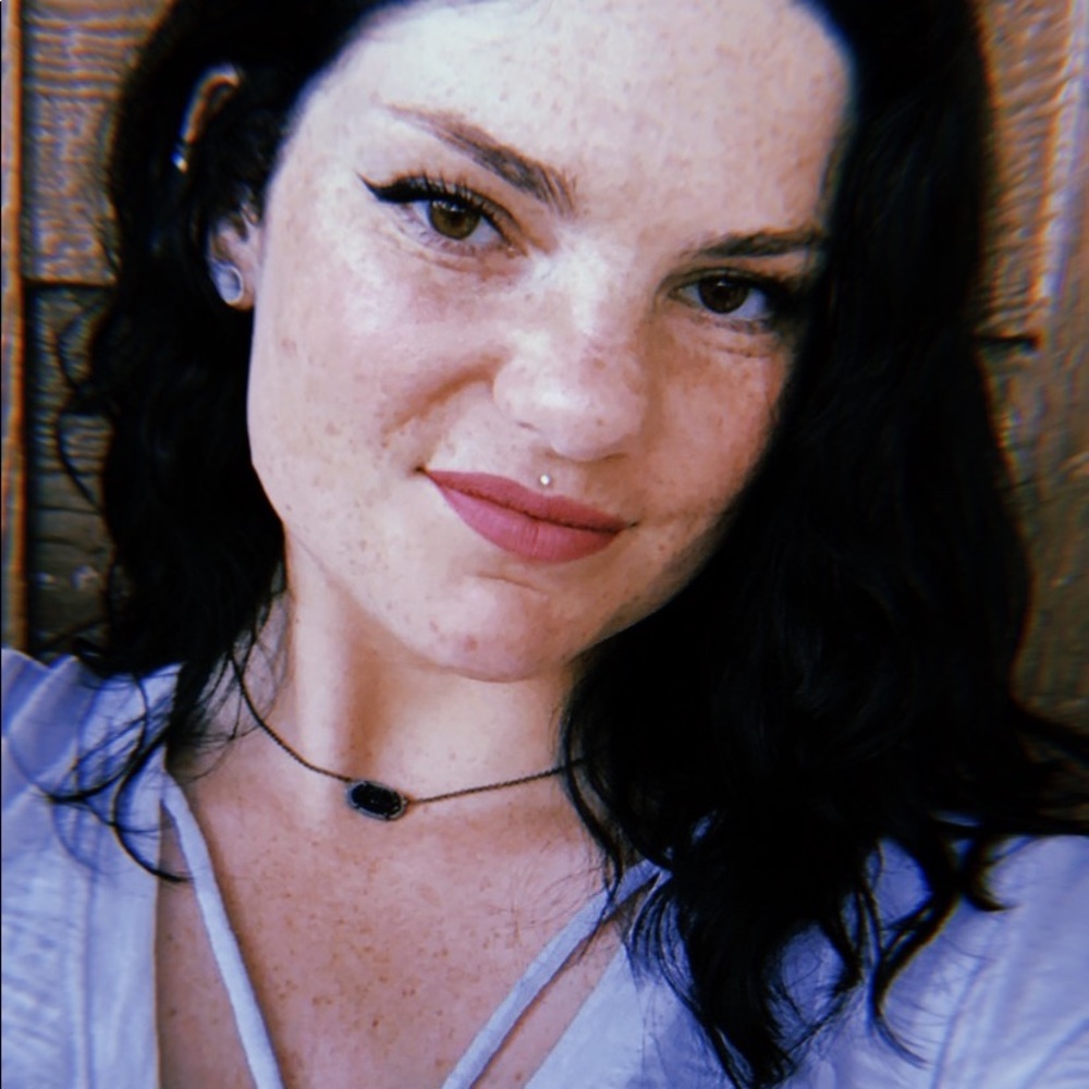 Meet your Posher, Madison